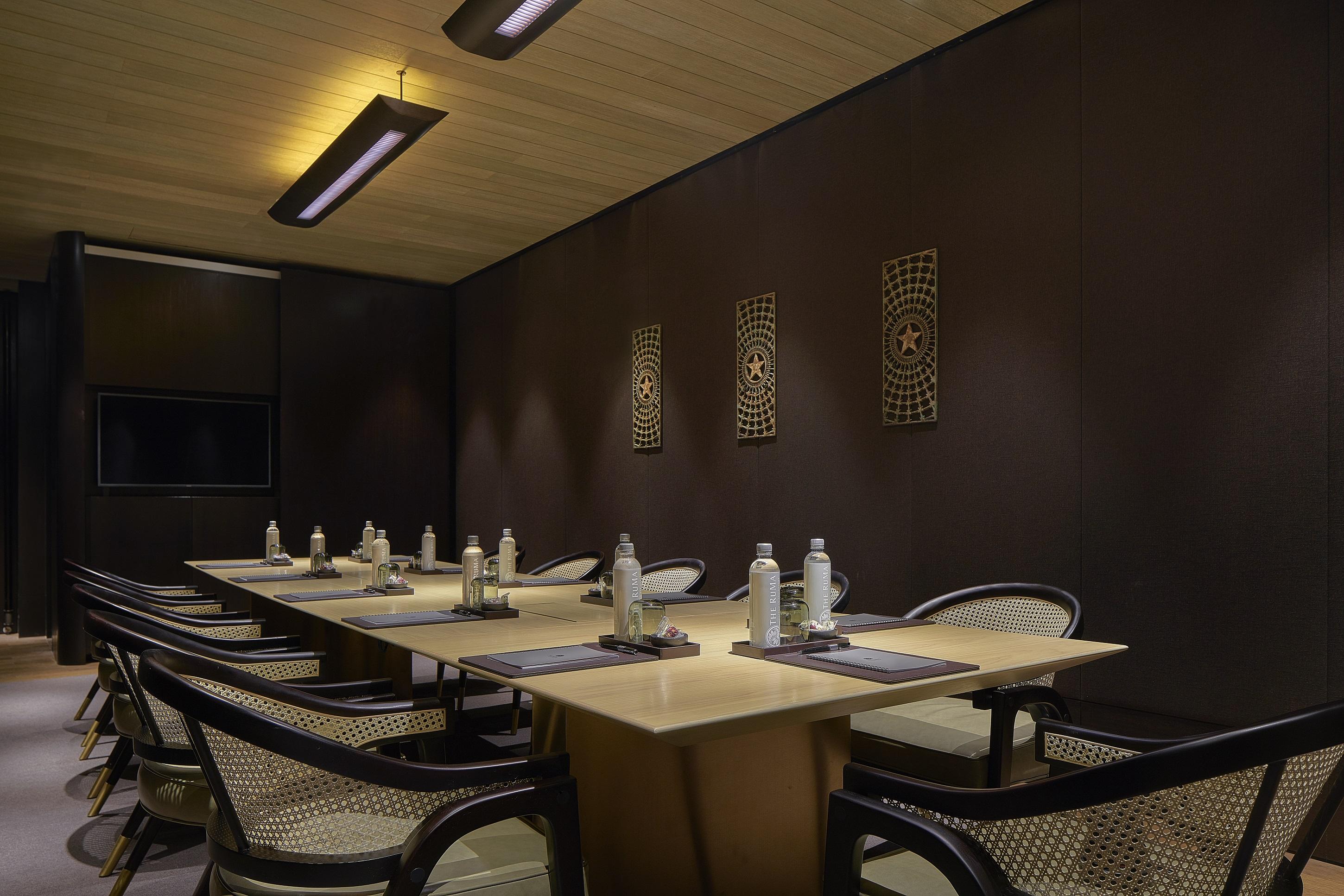 The Ruma Hotel And Residences Kuala Lumpur Exteriér fotografie The interior of the restaurant