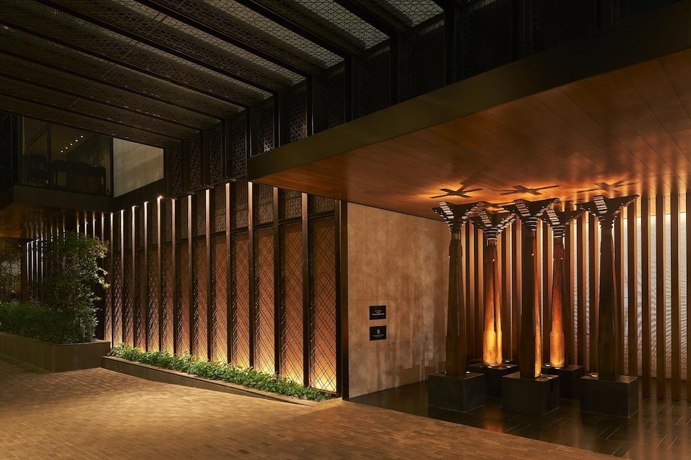 The Ruma Hotel And Residences Kuala Lumpur Exteriér fotografie The entrance of the hotel